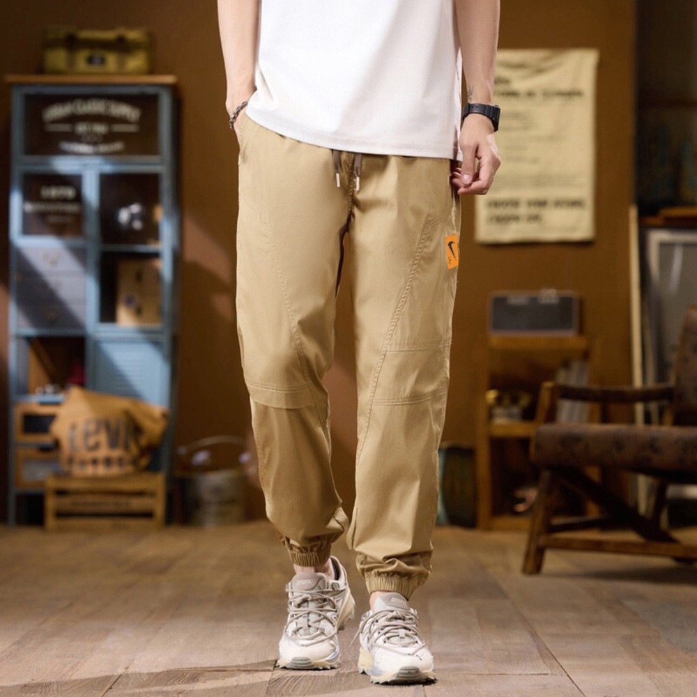 Nike Men's Beige Jogger Pants